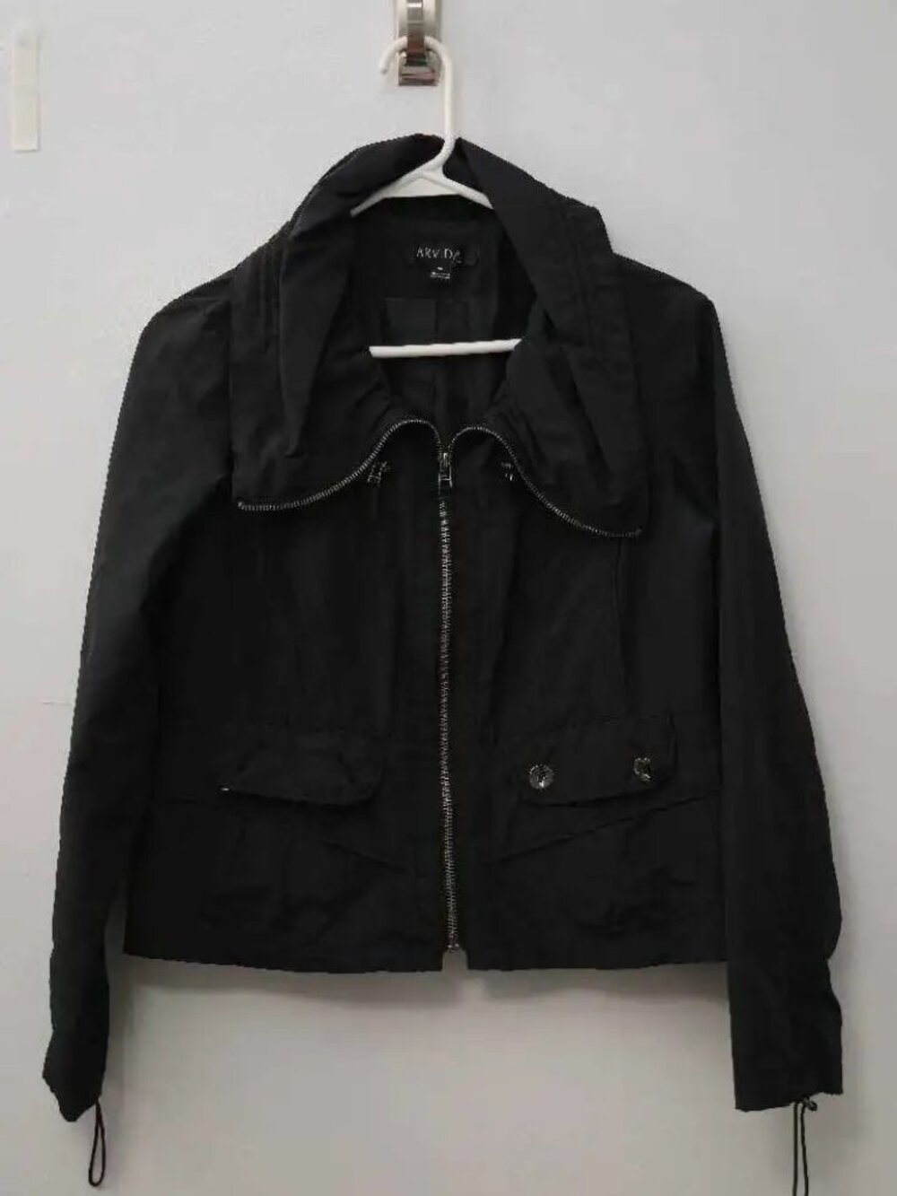 Women's Black Zip Jacket with Big Collar